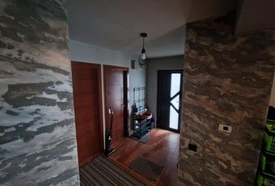 Duplex cu 5 camere cu Teren 250 Mp în Florești - 4