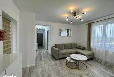 Apartament cu 3 camere decomandat în Exterior Vest