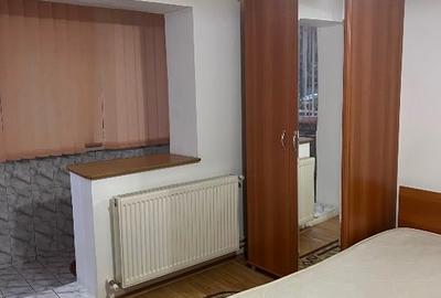 Aart decomandat cu două camere de închiriat - 4