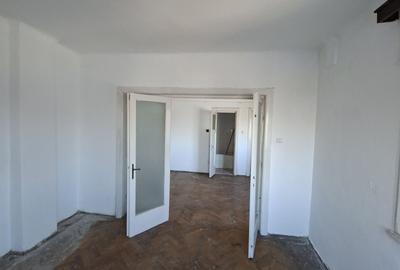 Apartament cu 2 camere semidecomandat în Decebal - 3