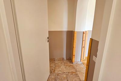 Casă individuală cu 20 camere cu Canalizare în Central - 24
