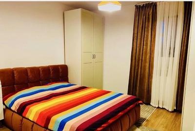 Apartament cu 3 camere decomandat, mobilat în Central