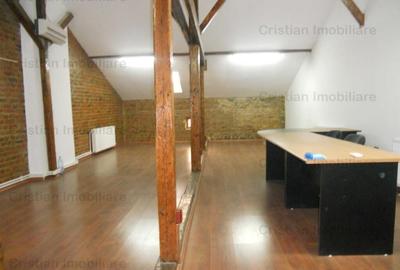 Casă cu 5 camere cu Teren 200 Mp în Central - 11