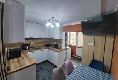 Apartament cu 3 camere decomandat în Dâmbovița - 3
