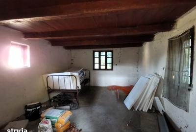Casă cu 3 camere cu Teren 1356 Mp în Sâmbăta - 7