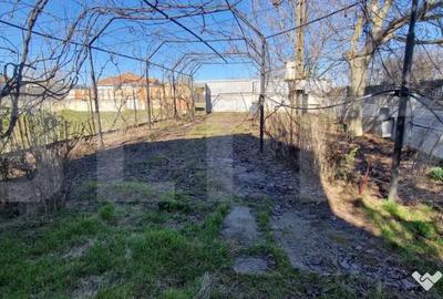 Casă cu 2 camere cu Teren 748 Mp în Ghercești - 9