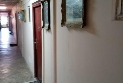 Garsonieră decomandată în Central - 8