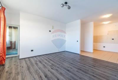 Apartament cu 3 camere semidecomandat în Florești - 18
