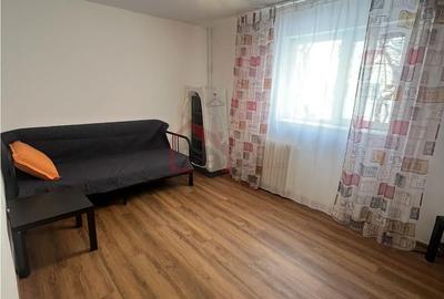 Garsonieră decomandată, mobilată în Tei - 2