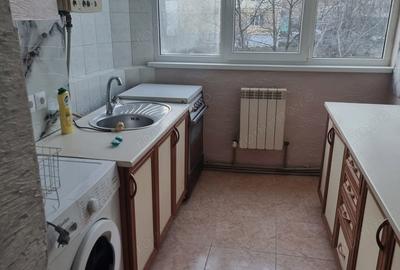 Apartament cu 3 camere în Apărătorii Patriei - 3