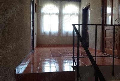 Casă cu 3 camere în Lunca Banului - 1