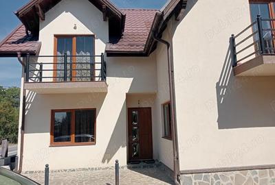 Vand casa -vila la Comarnic cu toate utilita?ile necesare. - 4