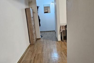 Apartament cu 3 camere semidecomandat în Central - 8