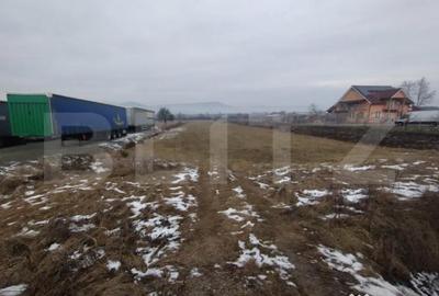 Teren de 3995 mp, în Central - 3