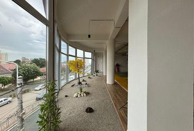Spațiu comercial, de 350 mp, în Central - 5