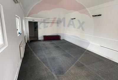 Spatiu comercial de 56mp de vanzare in zona Obcini - 4