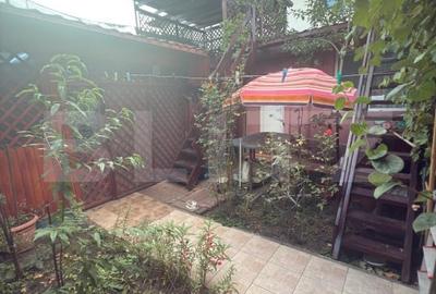 Casa de vanzare 5 camere + dependente - 16