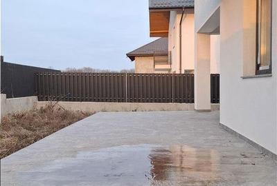 Casă cu 3 camere cu Teren 470 Mp în Breazu - 9