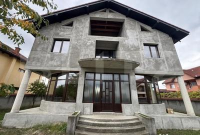 Casă cu 2 camere cu Teren 800 Mp în Șișești - 7