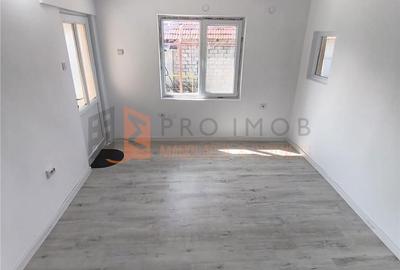 Casă cu 3 camere semidecomandat cu Teren 844 Mp în Pietroasele - 15