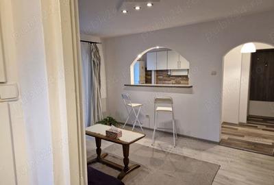 Apartament cu 3 camere semidecomandat în Simeria - 2