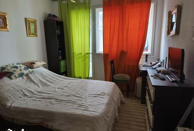 Apartament cu 3 camere semidecomandat în Crângași - 1