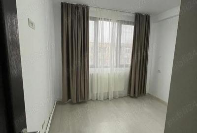Apartament cu 3 camere decomandat în Central - 4