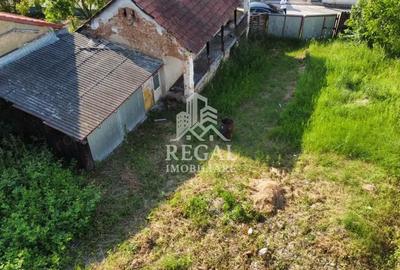 Casă cu 2 camere cu Teren 2500 Mp în Hășdat - 2