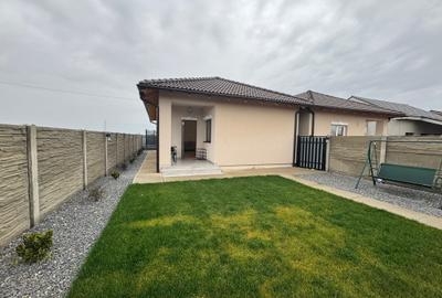 Duplex pe parter în Albina – Despartit prin baie - Complet mobilat utilat - 3