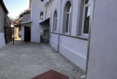 Casa cu 4 camere, curte si garaj - Zona Teilor - 6