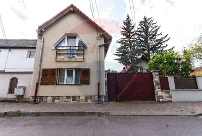 Casă individuală cu 4 camere cu Teren 1673 Mp în Sud-Vest - 1