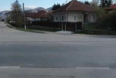 Casa individuala cu 4 camere si 420 mp teren in Calimanesti-Jiblea - 4