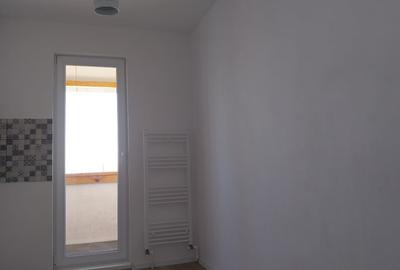 Apartament cu 2 camere decomandat în Florilor - 7