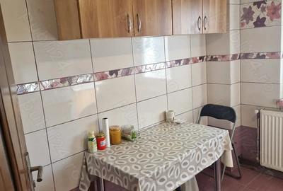 Apartament cu 2 camere decomandat în Rovine - 5