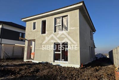 Casă individuală cu 4 camere cu Canalizare în Șura Mică - 3