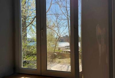 Spațiu comercial, de 120 mp, în Peninsula - 2