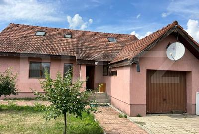 Casa de vanzare, cu 3 camere, 100 mp, zona Odoreului - 12