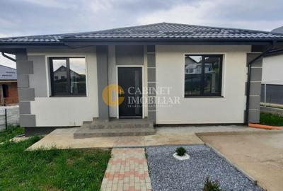 Casă individuală cu 4 camere cu Canalizare în Valea Adâncă - 2