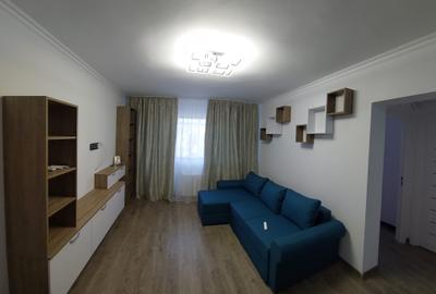 Apartament cu 2 camere decomandat în Far