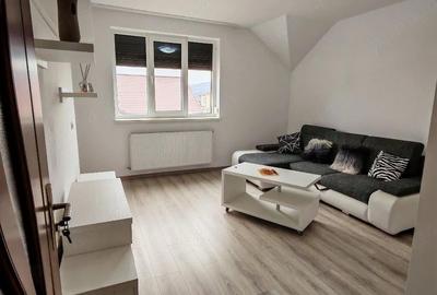 Apartament cu 2 camere decomandat în Central - 2