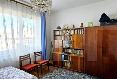 Casă cu 6 camere cu Teren 302 Mp în Semicentral - 10