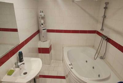 Casă cu 3 camere în Schei - 7