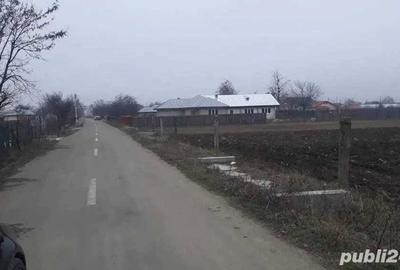 Teren de 2000 mp, în Bora - 3