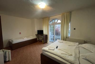 Casa foarte spatioasa cu curte, fosta pensiune 13 camere 780mp Zorilor Casa foarte spatioasa cu curte, fosta pensiune 13 camere 780mp Zorilor - 15