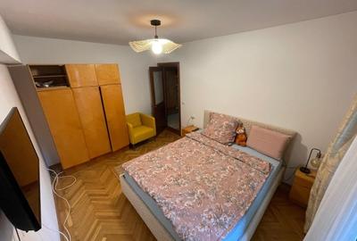 Inchiriere Apartament Ultra-Central Semi-Lux 2 camere + garaj - 8