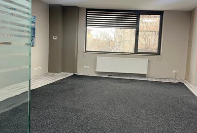 Birou, de 80 mp, în Delfinariu - 2