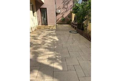 REV2004778 Vila 6 camere zona Baicului - Obor 280 mp - 10