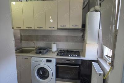 Apartament cu 3 camere semidecomandat în Micro 9 - 5