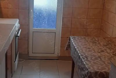 Anchiriez apartament. Cu 3 camere - 1