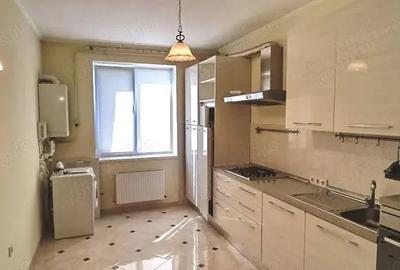 Se ofera spre inchiriere apartament cu 2 camere, situat in zona Dristor Sector 3 - 3